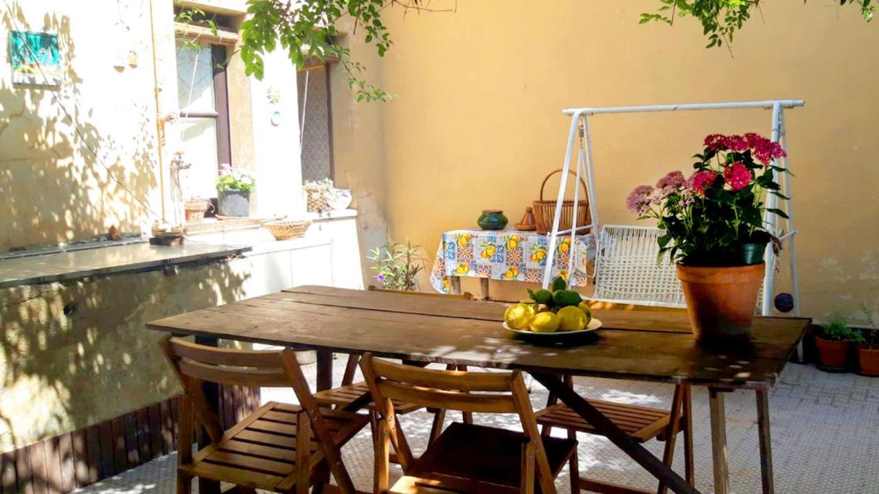 B&B Etnea Centoundici Nicolosi Buitenkant foto